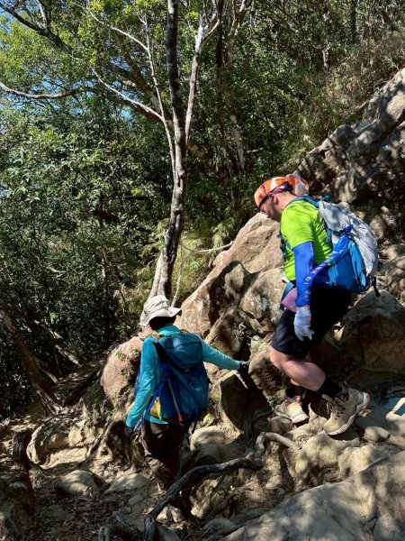 🌈10/6（一）北部三大岩場~五寮尖✨FB：熊熊趴爬走 🌈2907059