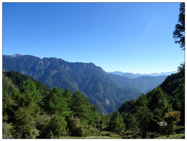 麟趾山步道2397299