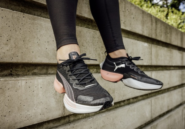 【品牌動態】高階氮氣新色噴發 菁英級競速馬拉松跑鞋 PUMA FAST-R NITRO ELITE | 文章 | 運動筆記