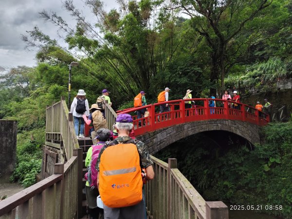 土城石壁寮溪木棧道→朝山步道→茶香步道→火焰山登山步道→火焰山2794784