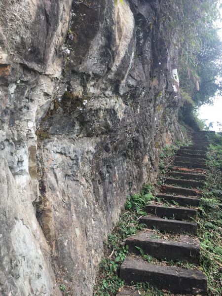 嘉南雲峰、石壁山278040