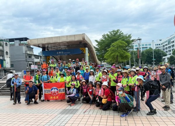 土城石壁寮溪木棧道→朝山步道→茶香步道→火焰山登山步道→火焰山2794773
