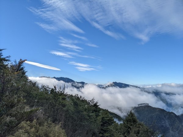 2021-12-23小關山林道神池小關山1561732