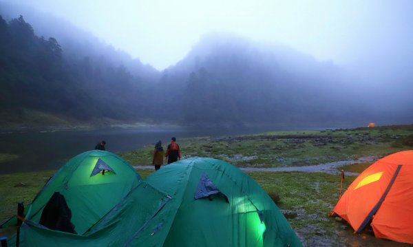 風雨松蘿湖498757