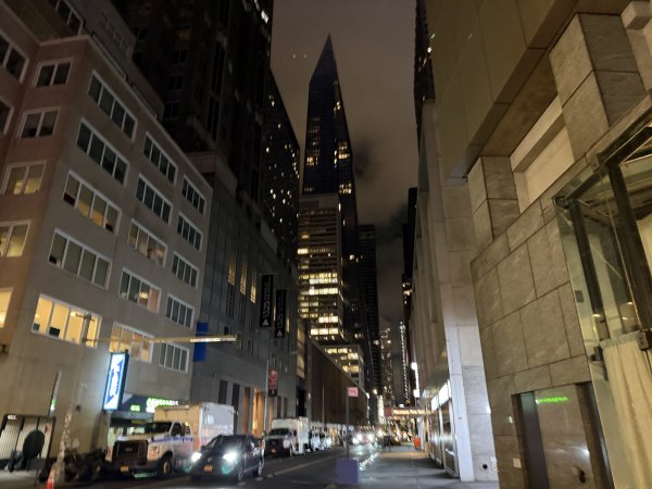 [紐約馬之行-01] 2025_1031 領紐約馬拉松物資2940488