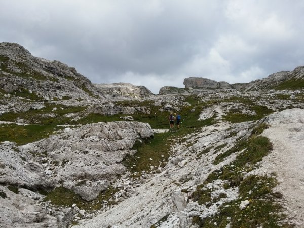 義大利多洛米提山748710