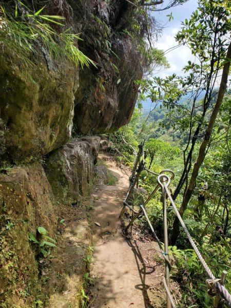 微笑山線：【五分山系】平溪小黃山段2839539