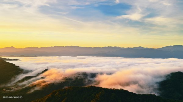 #二格山 #雲瀑 #火燒雲 #霞光 #雲海流瀑 #日出 9/10 #坪林南山寺 9/112881565