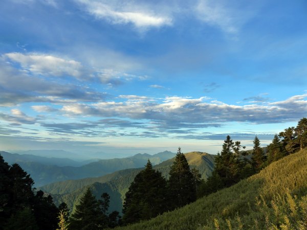 志佳陽大山 賞旭日雲彩 08/15-161072671