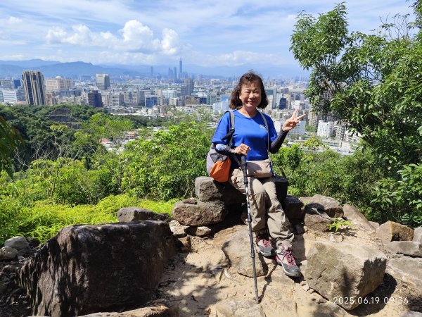 內湖金面山環狀步道2815669