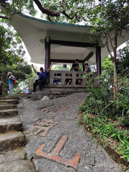 大湖公園→大溝溪生態治水園區→圓覺寺步道→圓覺瀑布→圓覺寺→鯉魚山步道【臺北大縱走 4、臺北健走趣】2849150