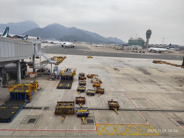 四川成都天府機場→香港國際機場→臺灣桃園國際機場2941787