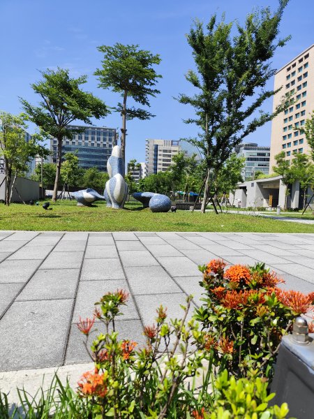 宏匯瑞光廣場、大港墘公園、基隆廟口夜市、基隆港高空煙火秀2796415