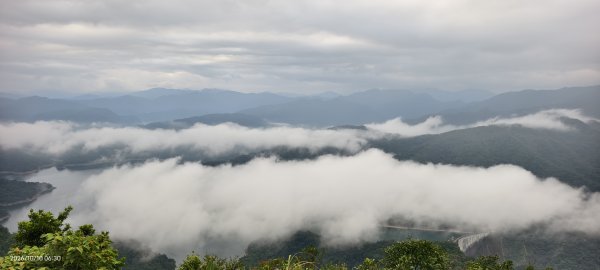#虎山峰 #雙十國慶 #101大樓 #翡翠水庫壩頂 #斜射光 #雲海 10/103130815