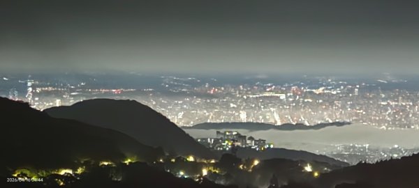 #陽明山 #琉璃光 #紅斑蛇 #新店四十份 #雲瀑 #翡翠水庫壩頂 #日出 #雲海 4/16&183037624