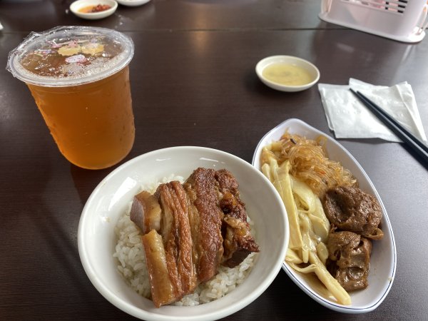 《夏日大坑同行記｜10號步道登稜線，與家人感受山風與人情味》2926362