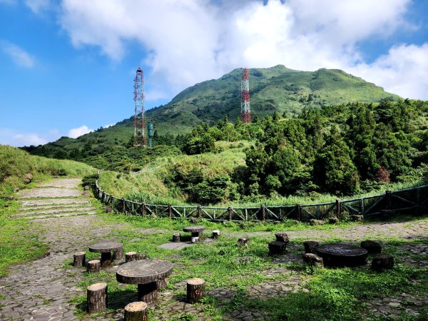 小百岳No.2⛰七星山主峰×七星山東峰2396353