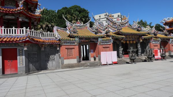 由泰山高中縱走山頂腳山、尖凍(臥牛)山、瓊仔湖山北峰、瓊仔湖山、崎頭古道到頂泰山巖