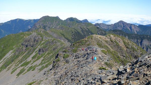 雪東、主、北峰訪翠池，親近聖稜線211929