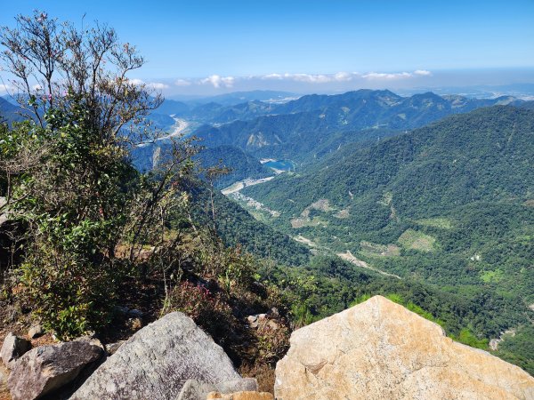 20241013東南稜上東卯山2670996