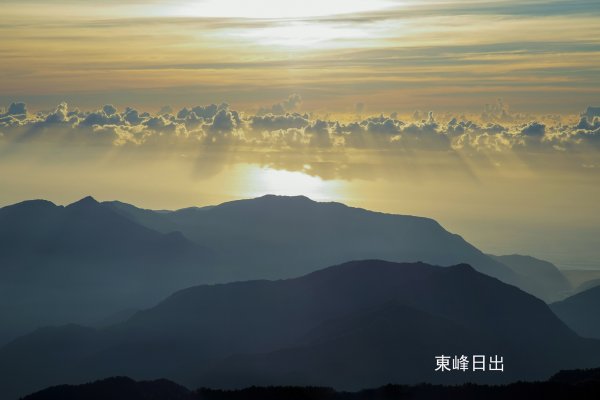 壯美南湖群峰(主峰.北峰.東峰.審馬陣.1121591