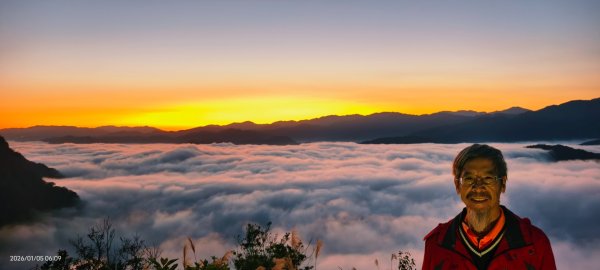 #新店四十份 #翡翠水庫壩頂 #覺真宮 #雲海 #日出 #雲瀑 #霧虹 1/52977224