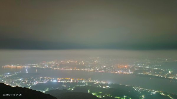 晨霧瀰漫的觀音山2476143