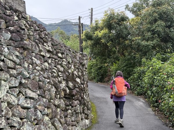 淡水搭渡輪上觀音山+占山O繞 搭公車接渡輪回淡水-202503182770626