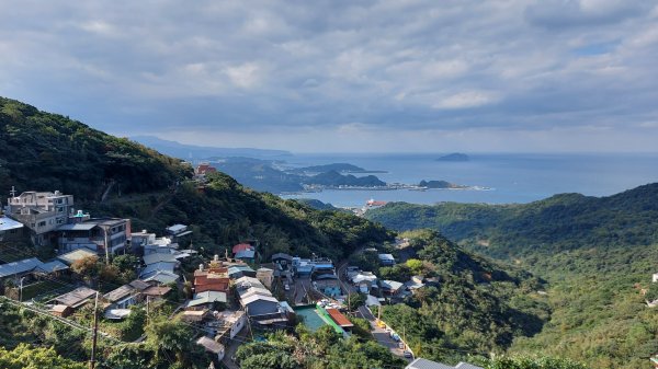 110/11/28苗栗縣南庄鄉三角湖山、向天湖山、光天高山O型1537954