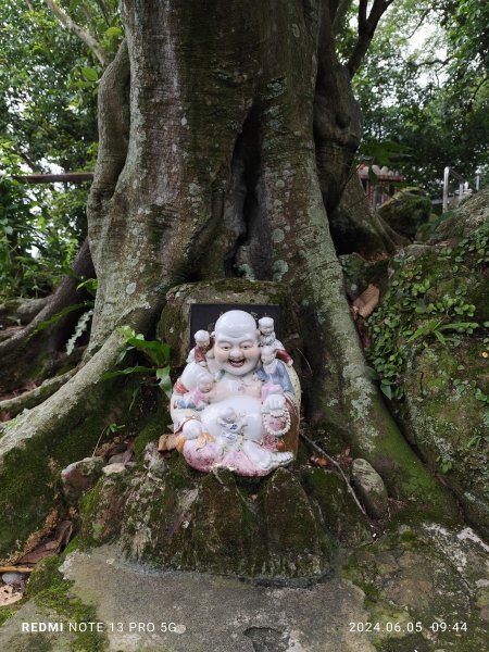 走訪新北市中和區及土城區的名勝古蹟：圓通禪寺、牛埔頭山、新加坡山2518383