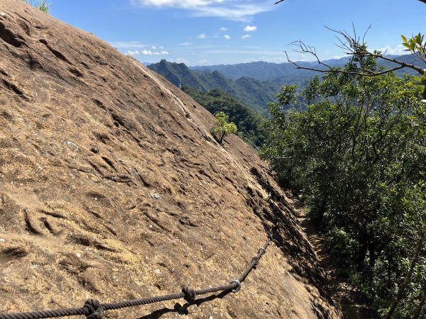 [微笑山線_第九段] 2025_0914 二格山系_皇帝殿東峰2889502