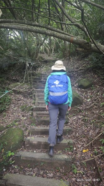 2025-1221 情人湖-石山-老鷹岩-大武崙砲台-外木山國旗嶺-濱海步道-海興步道-情人湖2966888