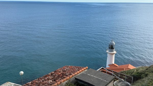 燈塔與懸崖 + 桑托尼亞的布西耶羅峰 🇪🇸 西班牙2771454