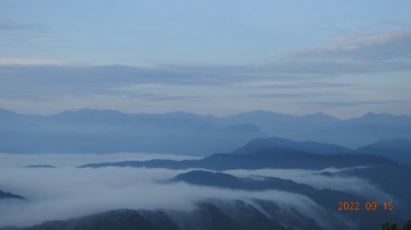 石碇二格山雲海+雲瀑+日出+火燒雲 9/151843619