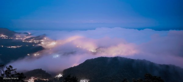 二格山 #琉璃光 #雲海流瀑 #雲瀑 #火燒雲 #霞光 #日出 6/192815296