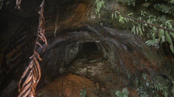 傳說中的「魔神仔洞」| 菁桐古道（汐止段＆平溪段）2721260