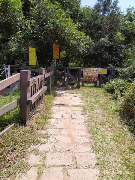 台北市士林區 絹絲瀑布步道，冷擎步道1093854