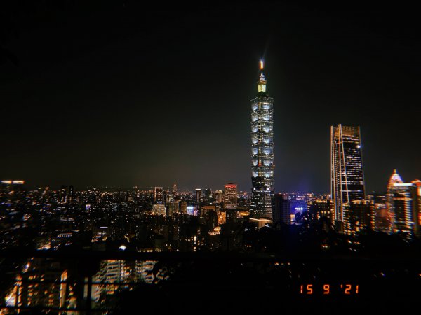 20210915 - 夜遊象山1460050