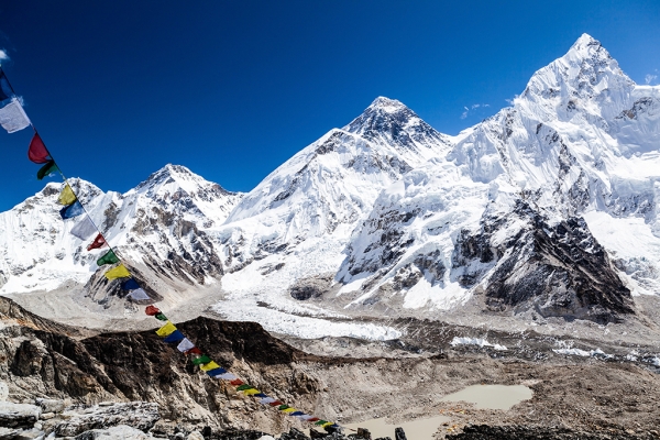 【新聞】尼泊爾女登山隊 征服七大洲最高峰