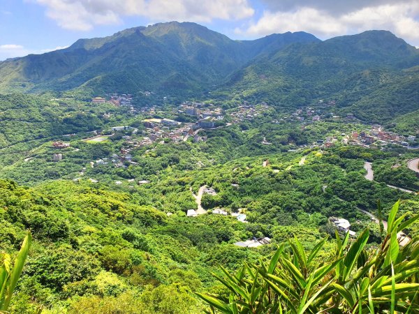 瑞芳基隆山，山尖古道，三層橋遺址，黃金瀑布，十三層遺址，南雅奇岩，苗圃上七星山，七星公園1690446