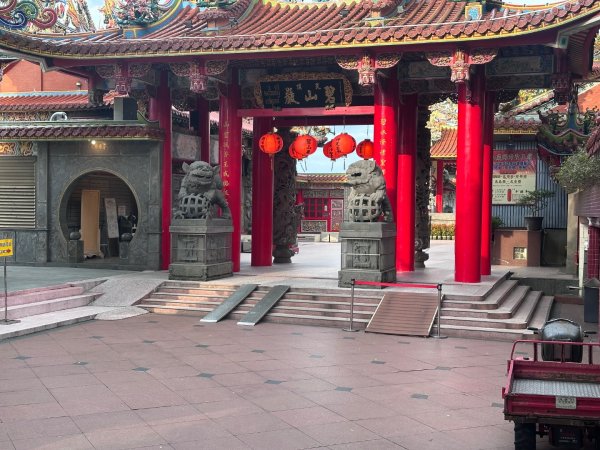 臺北大縱走第五段：捷運劍潭站至碧山巖2751295