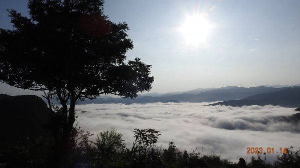 翡翠水庫壩頂/新店四十份公墓雲海+斜射光，個人在此最有層次最美的一次雲海1993138