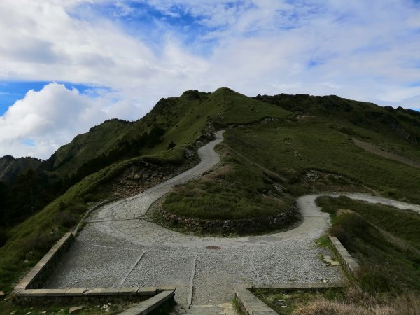 南投仁愛~站在雲端上。百岳~合歡主峰步道1013544
