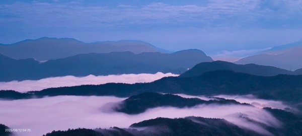 #二格山 #火燒雲 #霞光 #日出 8/122857982