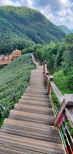 2022-08-27雲嘉五連峰縱走1824138