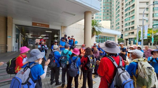 【臺北大縱走 6】富陽公園→福州山公園→中埔山東峰→軍功山→糶米古道→南港山→九五峰→中華科大步道2894705