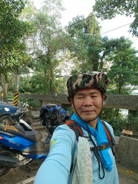 鳶山封面