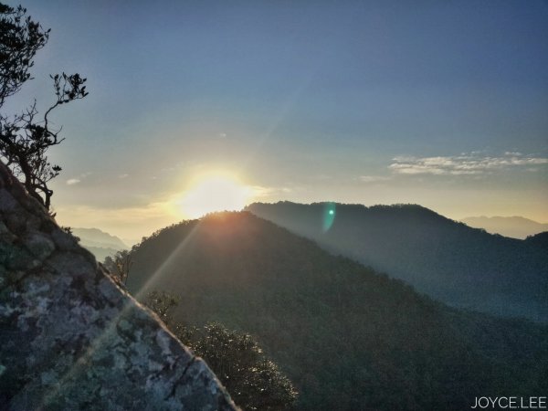 鳶嘴山日出896711