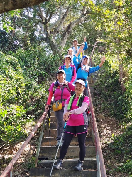 挑鹽古道連走中央嶺步道2642716