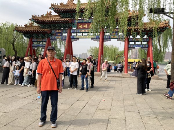 中國山東濟南大明湖、濟南古城、千佛山2775519